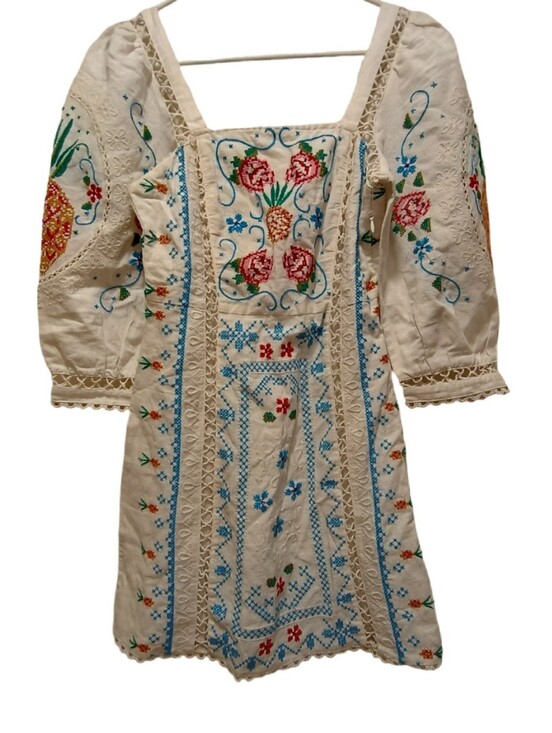 FARM Rio Dresses & Skirts - FARM Rio Embroidered Floral Mini Dress Size Small | Boho Cottagecore Puff Sleeve